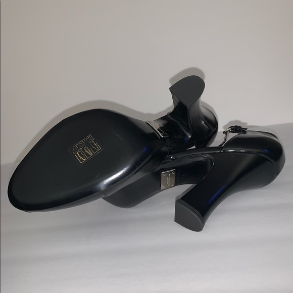 💥Michael Kors Collection💥 Chiara Runway - Picture 16 of 16